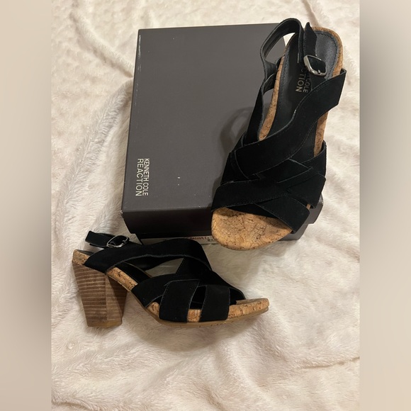 Kennth Cole Reaction City Scene Black Suede Slingback Block Heel women’s size 7 - Picture 2 of 4